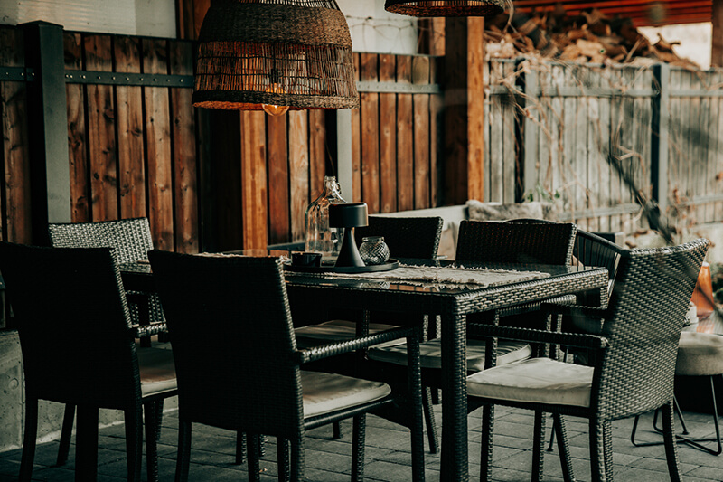 Sitzecke Außenbereich – Plose Lodge